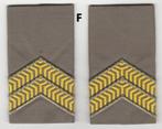 Set rangen epauletten Korporaal 1e klasse (F), Ophalen of Verzenden, Landmacht, Nederland, Embleem of Badge