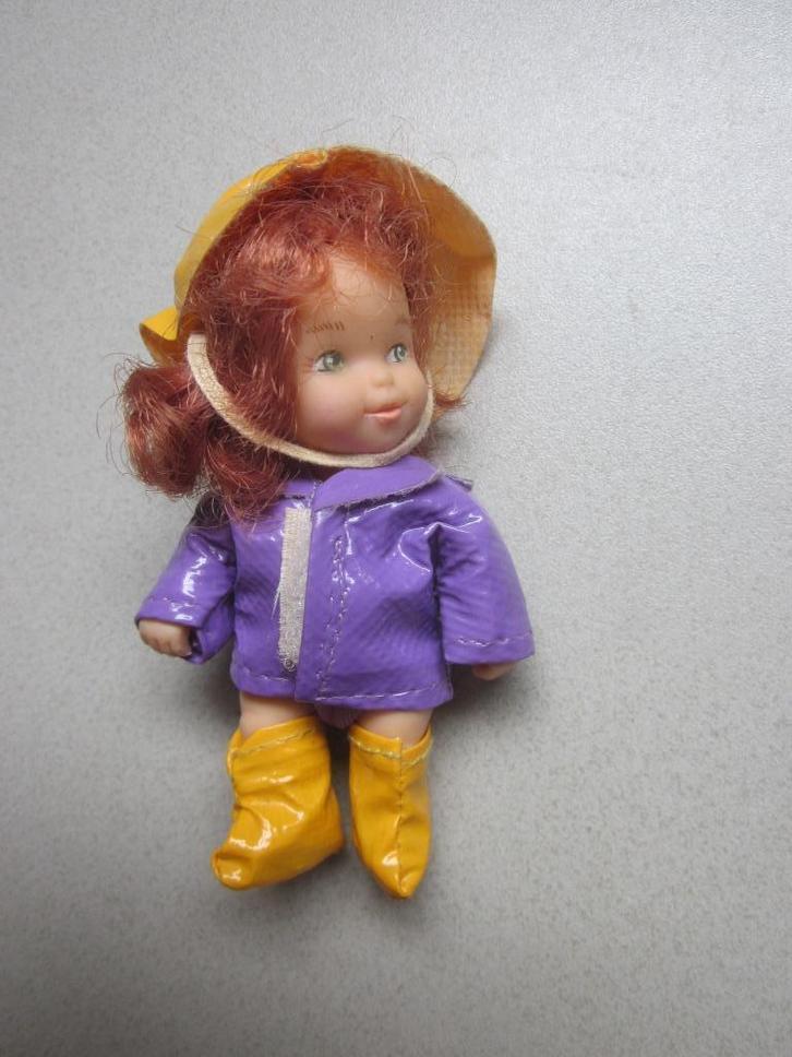 Barbie heel klein popje 1988 M.L.I. made in China, Verzamelen, Poppen, Zo goed als nieuw, Fashion Doll, Ophalen of Verzenden