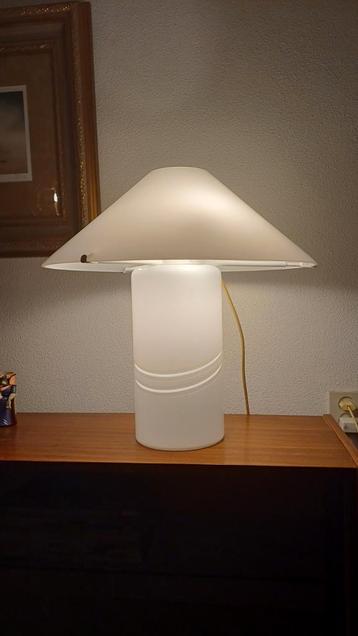 Design paddenstoel lamp melkwit glas beschikbaar voor biedingen
