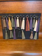 Handgemaakte leren sleutelhangers/tashangers - 73 stuks, Ophalen of Verzenden, Nieuw
