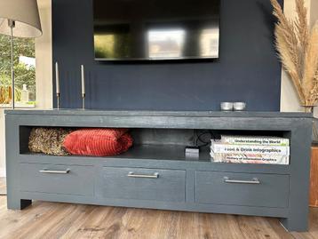 Groot houten TVmeubel (1,75m) antraciet 3 lades beschikbaar voor biedingen
