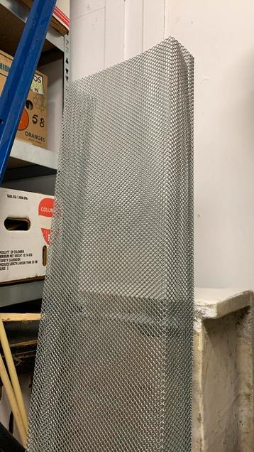 Dakgoot beschermers bladvanger nieuw 200x28x8 cm twee stuks beschikbaar voor biedingen
