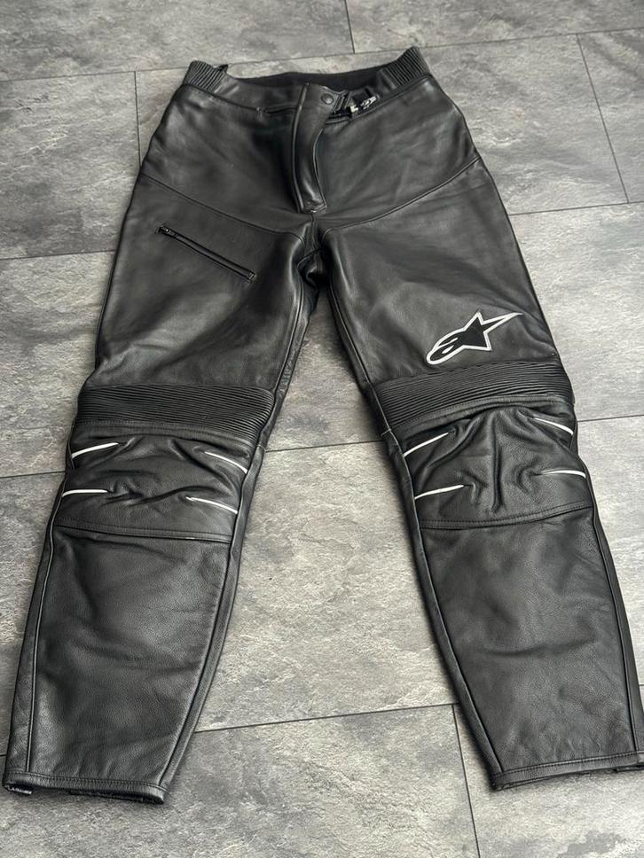 ALPINESTARS leren motorbroek - Maat 46, Motoren, Kleding | Motorkleding, Broek | leer, Heren, Tweedehands, Ophalen of Verzenden