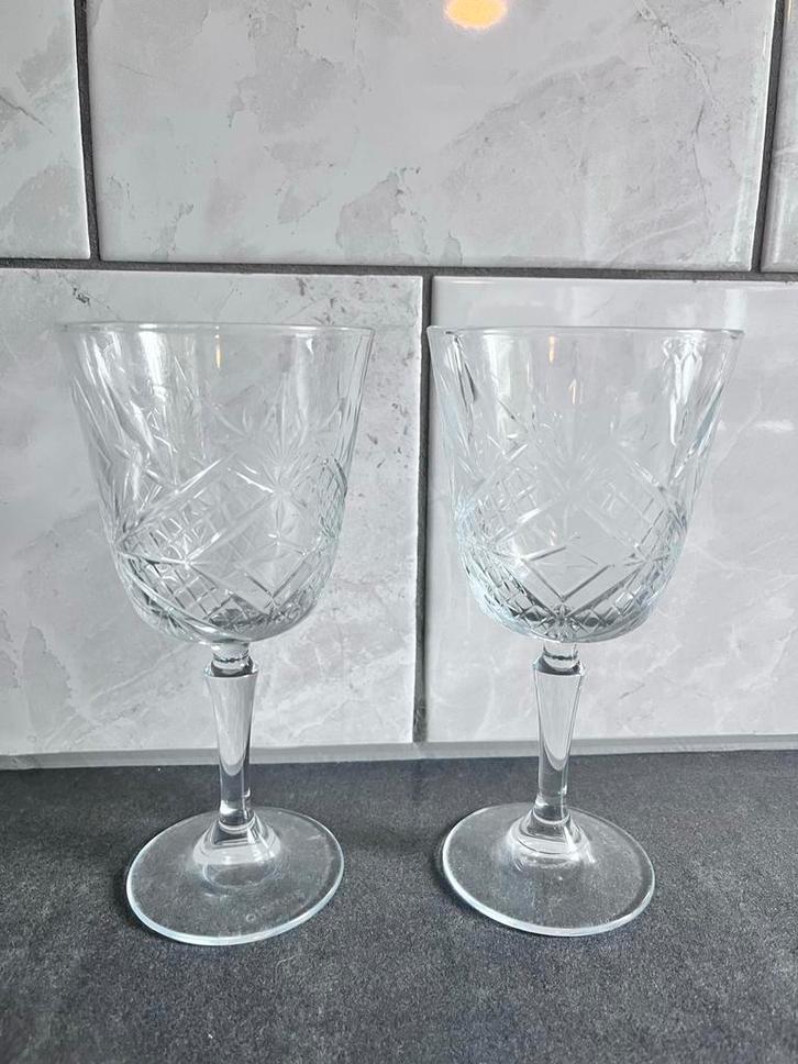 Nieuwe Kristallen Wijnglazen (Set van 2), Antiek en Kunst, Antiek | Glas en Kristal, Ophalen of Verzenden