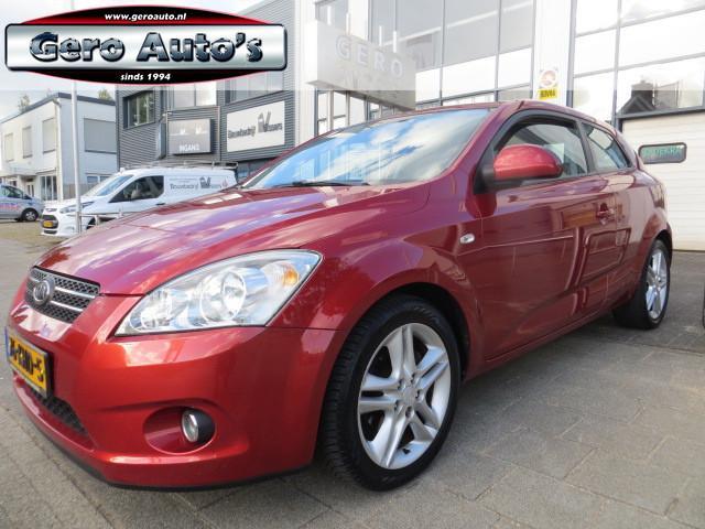 Kia pro_cee'd 2.0 X-ecutive automaat nl-auto ,airco ecc,crui, Auto's, Kia, Bedrijf, Te koop, (Pro) Cee d, ABS, Airbags, Airconditioning