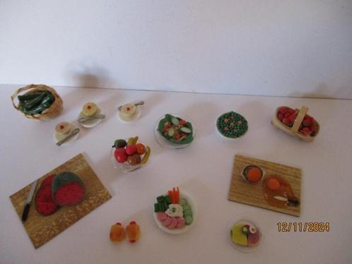 poppenhuis lotje eten, Verzamelen, Poppenhuizen en Toebehoren, Zo goed als nieuw, Decoratie, Ophalen of Verzenden