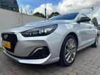Hyundai I30 Fastback 1.0 T-GDI Premium/CARPLAY/CRUISE/PDC/CL, Auto's, Voorwielaandrijving, Stof, Gebruikt, Lichtsensor