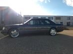 Mercedes-Benz Mercedes E220 1995 Zwart, 150pk, facelift, Auto's, Automaat, 74 €/maand, Zwart, Particulier
