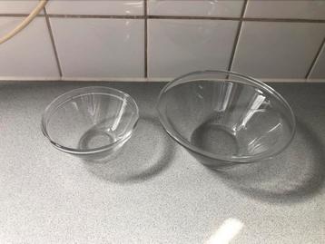 Glazen kommen/schalen beschikbaar voor biedingen