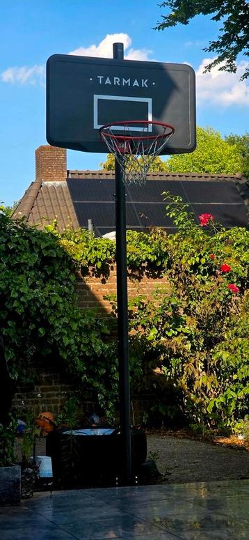 Tarmak basketbal paal  beschikbaar voor biedingen