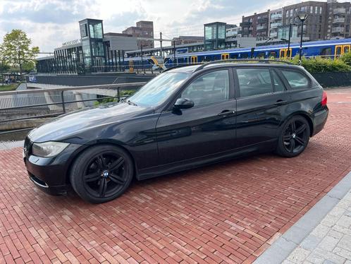 BMW 3 Serie E91 320i Touring High Executive, Auto's, BMW, Particulier, 3-Serie, Airconditioning, Alarm, Boordcomputer, Climate control