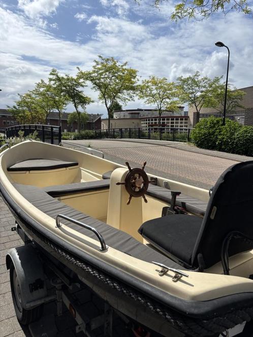 Leuke Liberty 430 sloep met stuurconsole en 10 pk motor, Watersport en Boten, Sloepen, Gebruikt, Tot 10 pk, 3 tot 6 meter, Buitenboordmotor