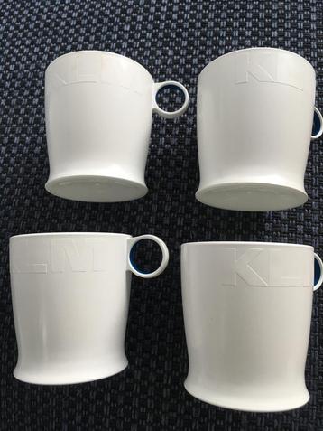KLM melamine bekers. 4 Stuks beschikbaar voor biedingen