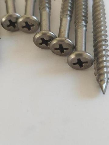 100 st RVS zelfborende houtschroeven 5,5 x 55 gevel wand beschikbaar voor biedingen