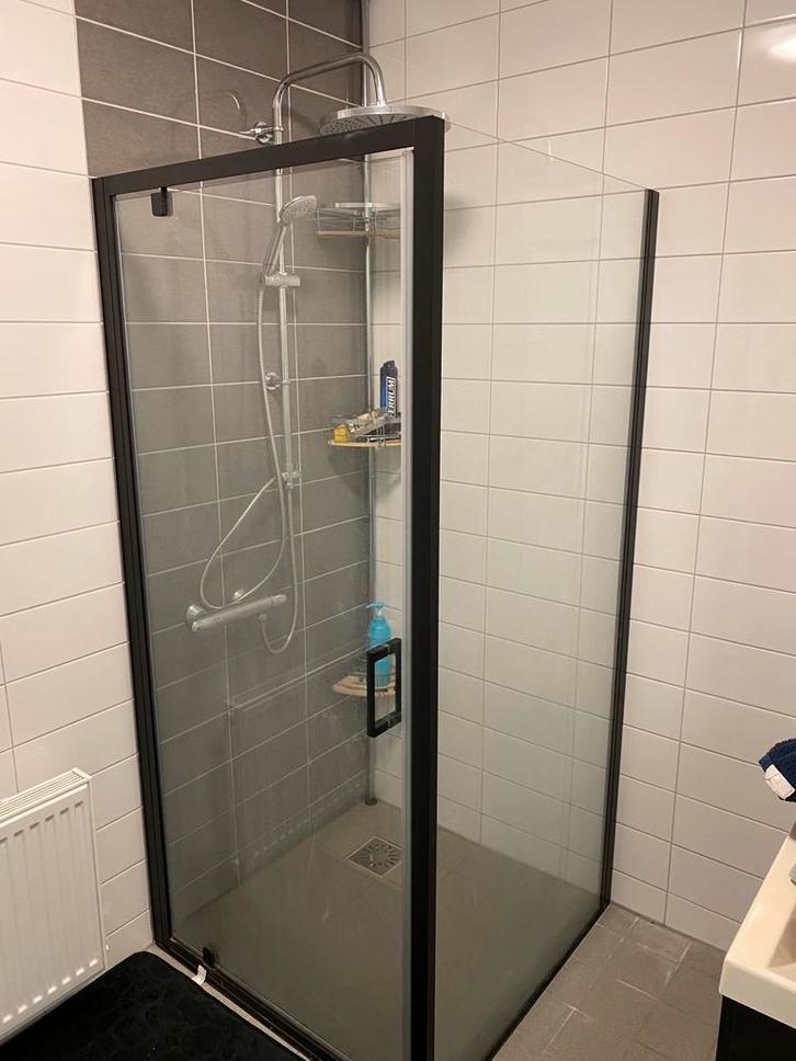 Zwarte douchecabine 90x90, Huis en Inrichting, Badkamer | Complete badkamers, Zo goed als nieuw, Ophalen