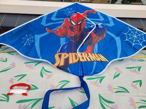 Vlieger SPIDERMAN nieuw, met kabelkoord, Sport en Fitness, Vliegeren, Nieuw, Vlieger, Eenlijns, Ophalen of Verzenden