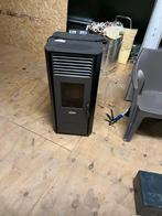 Pelletkachel - Vrijstaand, Gebruikt, Overige brandstoffen, Ophalen of Verzenden, Pelletkachel