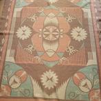 Vintage wollen deken. 1.70X 2.20. Mooie retro design., Huis en Inrichting, Ophalen of Verzenden, Gebruikt