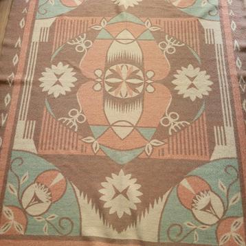 Vintage wollen deken. 1.70X 2.20. Mooie retro design. beschikbaar voor biedingen