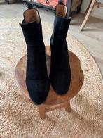Zwarte suede enkellaarsjes maat 40, Ophalen of Verzenden, Zo goed als nieuw, Zwart