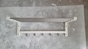 ikea TJUSIG
- kapstok 79cm breed beschikbaar voor biedingen