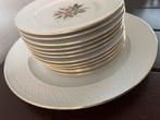 Vintage Borden Set met Rozenmotief - Gouden Randje, Ophalen of Verzenden