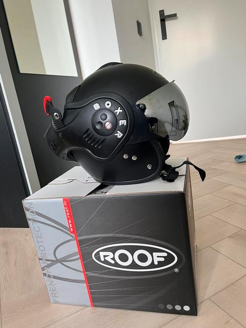 ROOF BOXER V8 ( maat M), Motoren, Kleding | Motorhelmen, Systeemhelm, Overige merken, Tweedehands, Ophalen of Verzenden