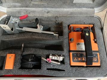 geo laser hl55 roterend beschikbaar voor biedingen