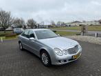 Mercedes-Benz E-klasse 200 K. Elegance 2006 automaat nieuwst, Auto's, Automaat, Gebruikt, Zwart, 4 cilinders