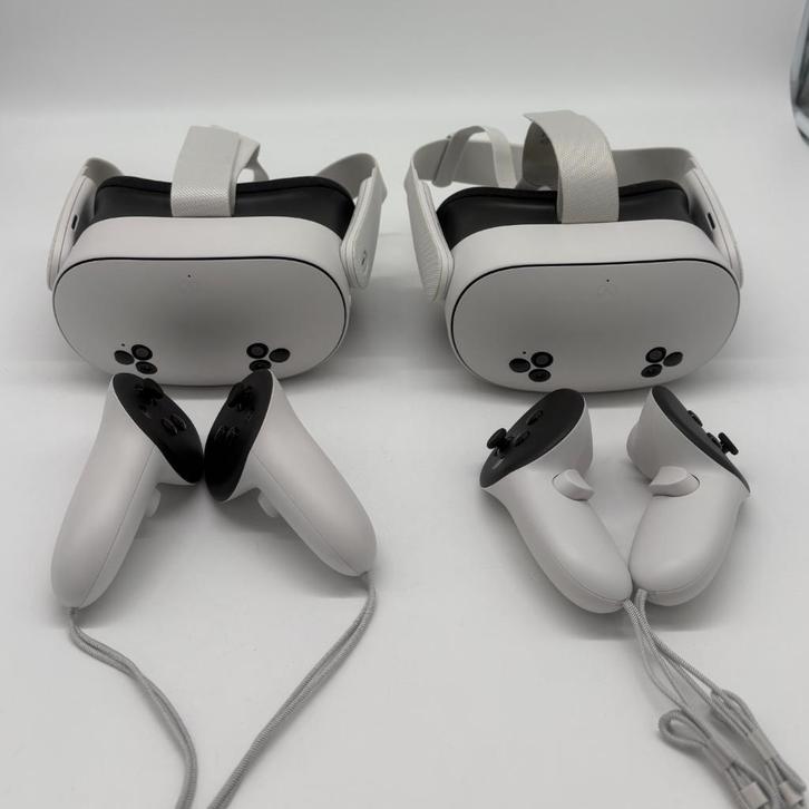 Meta Quest 3s | 128GB | Compleet met controllers, Spelcomputers en Games, Virtual Reality, Zo goed als nieuw, Overige platformen