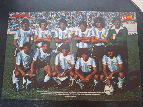 Oude poster Argentinië met Maradona, Verzamelen, Sportartikelen en Voetbal, Zo goed als nieuw, Poster, Plaatje of Sticker, Buitenlandse clubs