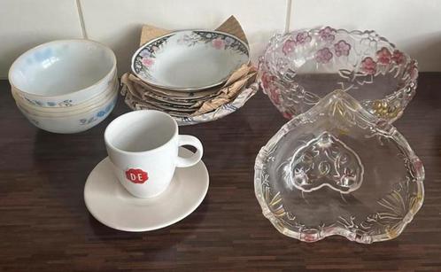 Verschillende soorten servies: 14 delig: alles voor 4,5€!!, Huis en Inrichting, Keuken | Servies, Zo goed als nieuw, Overige stijlen