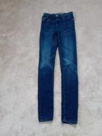 Dames jeans mt S nieuwstaat, Kleding | Dames, Spijkerbroeken en Jeans, Ophalen of Verzenden, Zo goed als nieuw, Blauw, W30 - W32 (confectie 38/40)