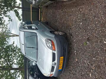 Renault kangoo onderdelen beschikbaar voor biedingen