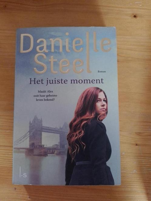Het juiste moment   Daniella Steel, Boeken, Romans, Gelezen, Amerika, Ophalen of Verzenden