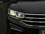 Volkswagen Tiguan 1.5 TSI R-Line Business+ MEMORY/PANO/ACC/D, 4 cilinders, Zwart, Leder, SUV of Terreinwagen