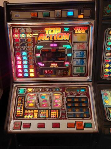 Gokkasten Top Deck Triple Bank Action Bank en Top Action beschikbaar voor biedingen