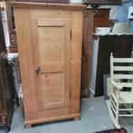Brocante oude eendeurskast garderobekast halkast hangkast, Antiek en Kunst, Curiosa en Brocante, Ophalen