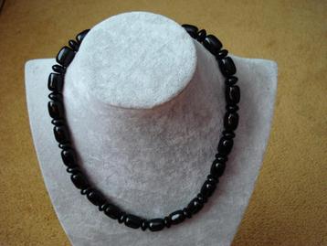 Onyx collier beschikbaar voor biedingen