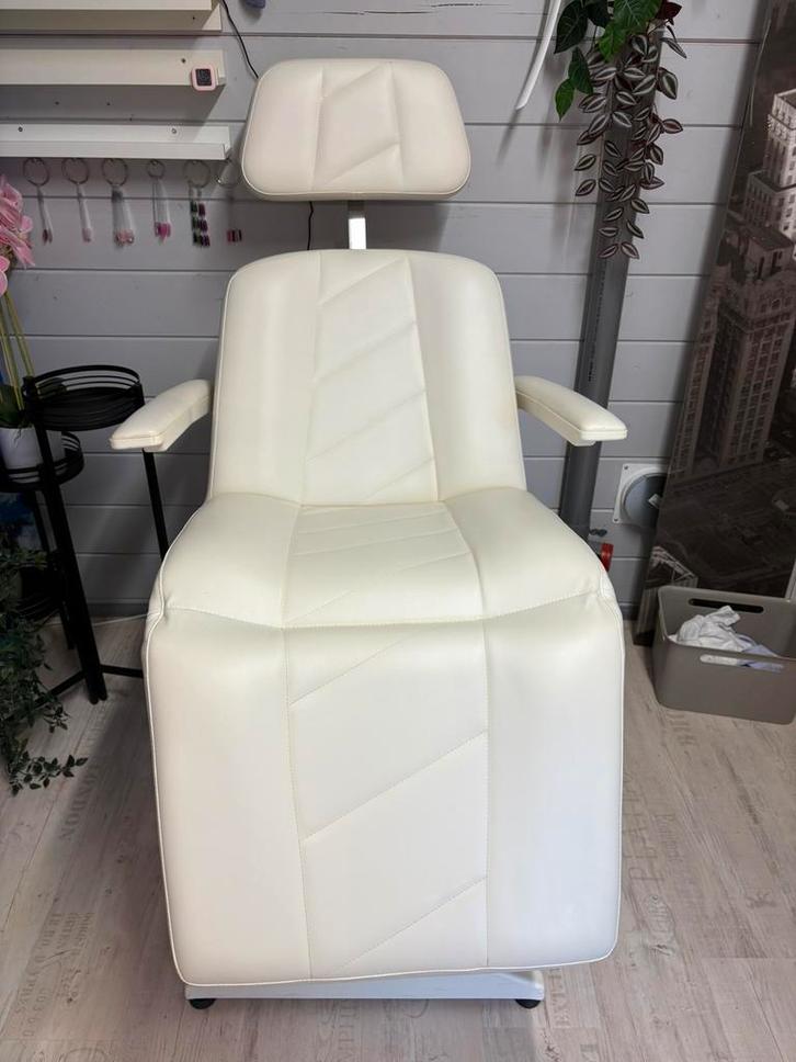 Behandelstoel, Witgoed en Apparatuur, Persoonlijke-verzorgingsapparatuur, Gebruikt, Ophalen