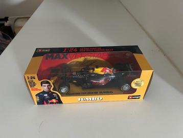 Modelauto  1:24  - Aston Martin Red Bull Racing - RB15 & R16 beschikbaar voor biedingen