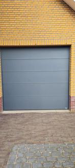 Garagedeur Novoferm, 215 cm of meer, Kunststof, Vouwdeur, 120 cm of meer