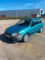 Toyota Starlet 1.3 16V 1997 Groen, Auto's, 4 cilinders, Starlet, 400 kg, Origineel Nederlands