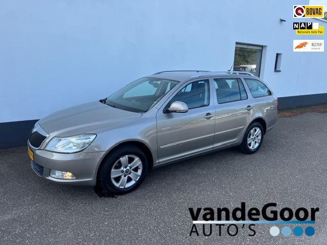 Skoda Octavia Combi 1.4 TSI Elegance, '10, airco, cruise con, Auto's, Skoda, Bedrijf, Te koop, Octavia, ABS, Airbags, Airconditioning