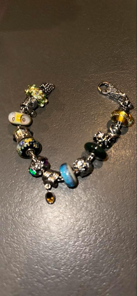 Trollbeads Armband met diverse kralen, Sieraden, Tassen en Uiterlijk, Armbanden, Gebruikt, Zilver, Overige kleuren, Met bedels of kralen