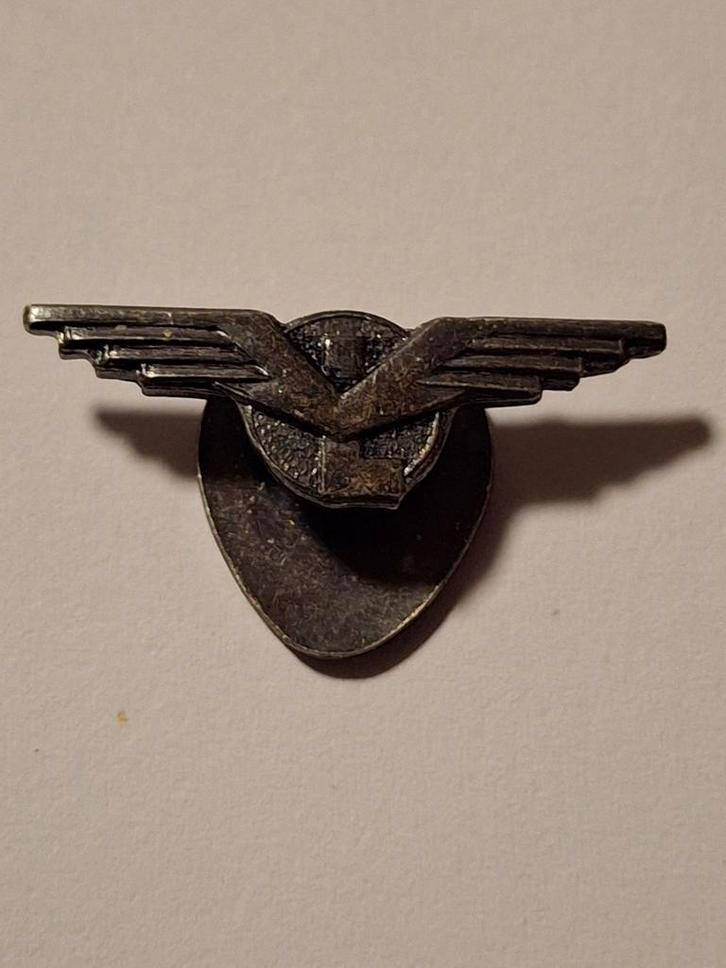 Knoopsgat luchtmacht, Verzamelen, Militaria | Algemeen, Luchtmacht, Embleem of Badge, Nederland, Ophalen of Verzenden