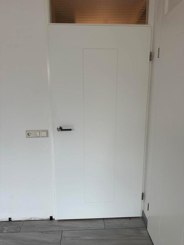Witte Binnendeur - Strak Design, Doe-het-zelf en Verbouw, Deuren en Horren, Zo goed als nieuw, Binnendeur, 200 tot 215 cm, 80 tot 100 cm
