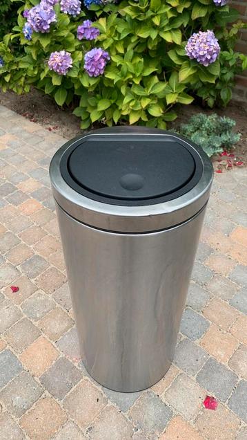 BRABANTIA prullenbak 30L beschikbaar voor biedingen
