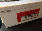 Behringer MS-101 Red - Analoge Synthesizer, Muziek en Instrumenten, Synthesizers, Ophalen of Verzenden, Zo goed als nieuw, Overige aantallen