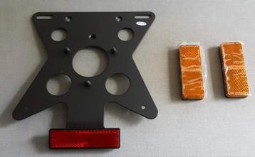 Motor nummerplaat houder + en 2 reflectoren beschikbaar voor biedingen